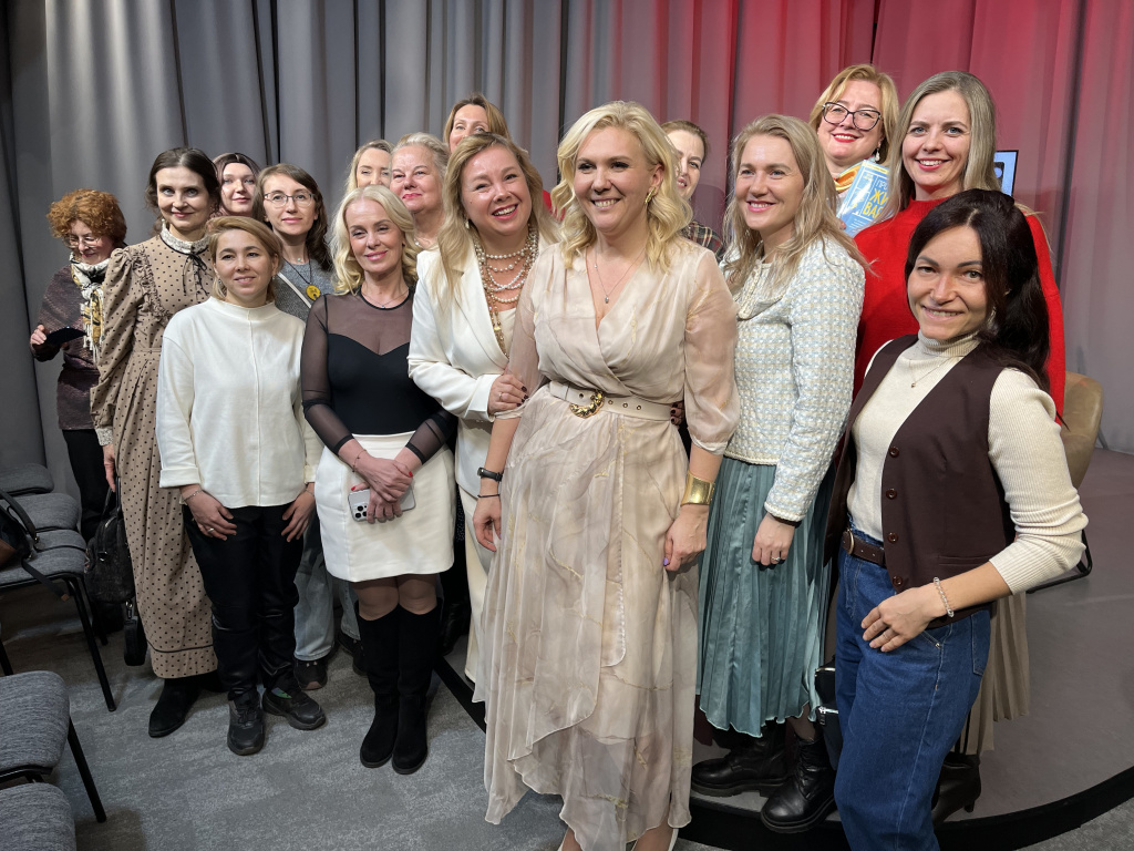 IMG_0529.jpg IMG_0529.jpg