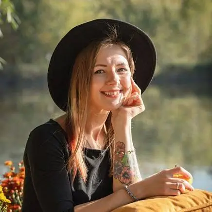 Коротких  Анна