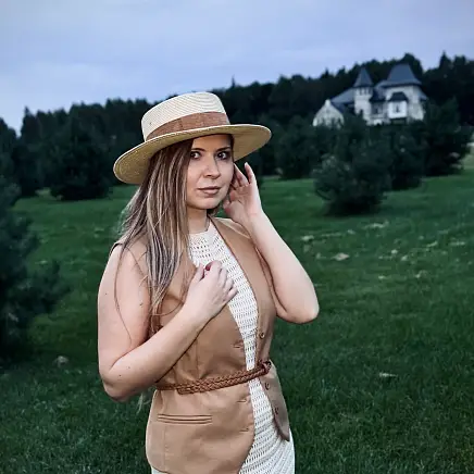 Лощина Кристина