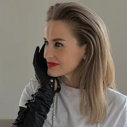 Худякова  Лариса