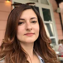 Юлия  Стадникова