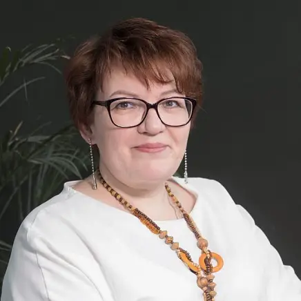 Буркова Елена