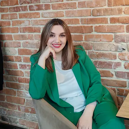 Петихина  Карина