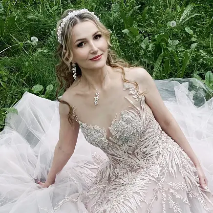 Светлая Алёна 