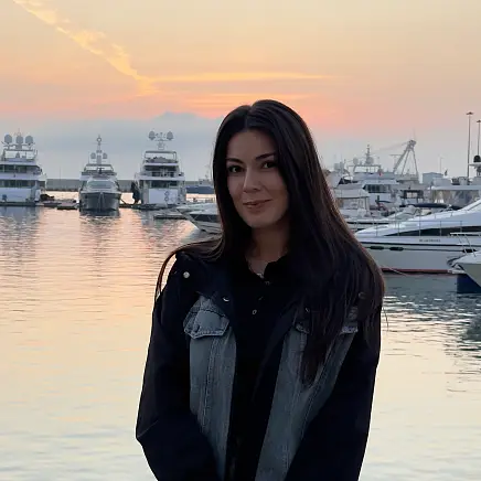 Зирарова Сафия