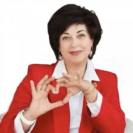 Иванова Лара