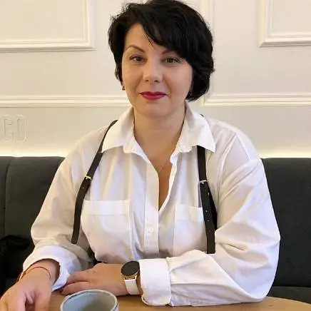 Яхлакова Юлия