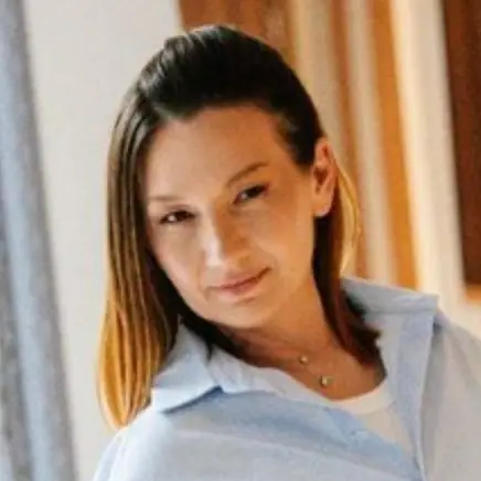 Кожухова Елена