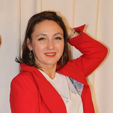 Харитонова Елена