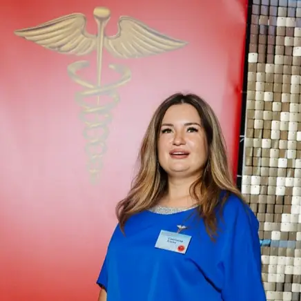 Савельева  Елена