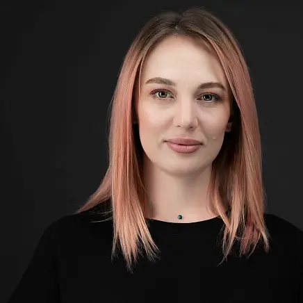 Саракий Елена