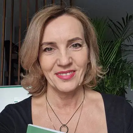 Брусникова  Наталья