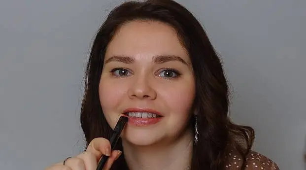 Арина Конькова