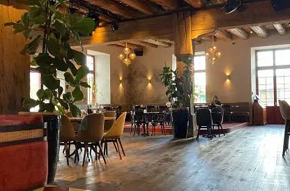 Первая встреча знакомство женщин города Шаффхаузен.