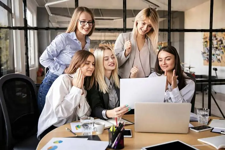 Одинцова  Елена 